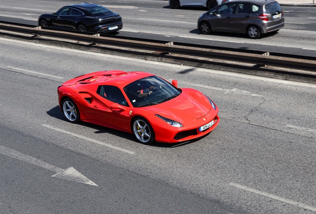 Ferrari 488 Spider