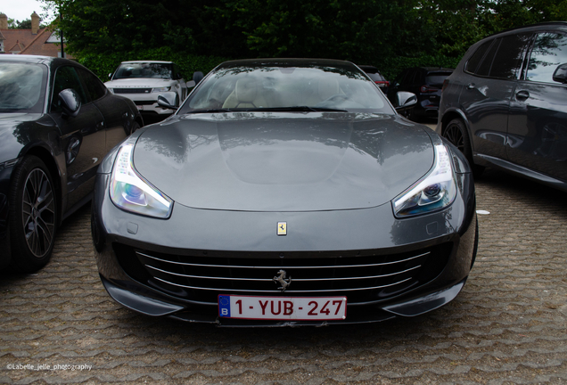 Ferrari GTC4Lusso