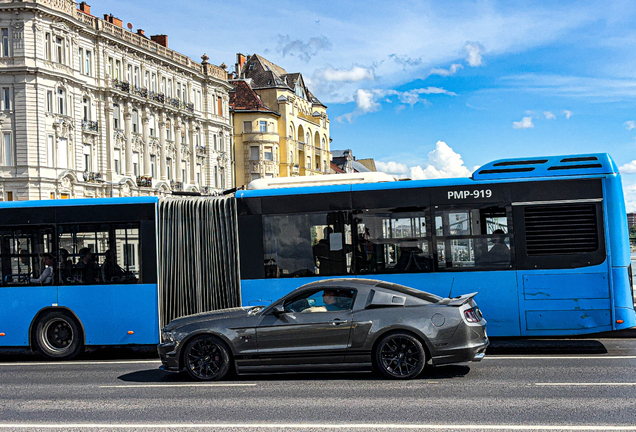 Ford Mustang GT 2013