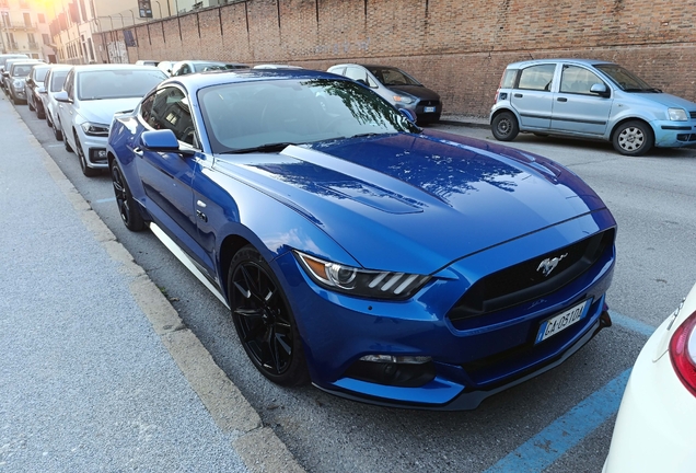 Ford Mustang GT 2015