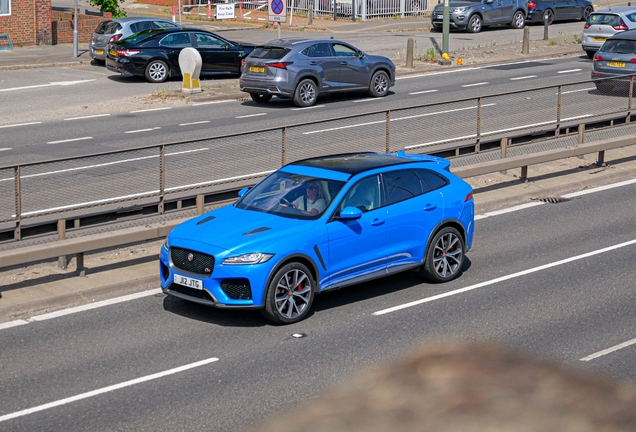 Jaguar F-PACE SVR