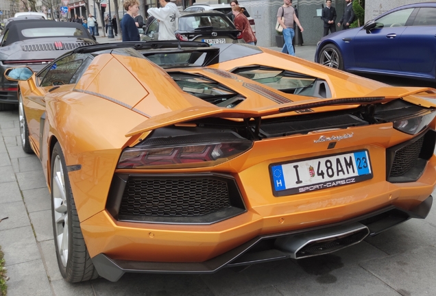 Lamborghini Aventador LP700-4 Roadster