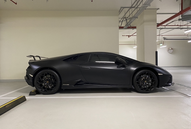 Lamborghini Huracán LP610-2 EVO RWD