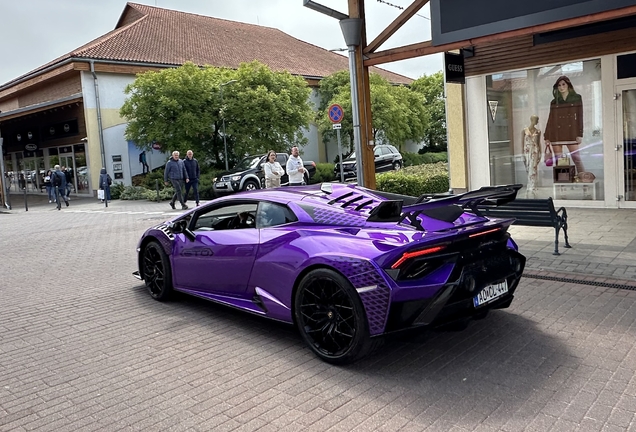 Lamborghini Huracán LP640-2 STO