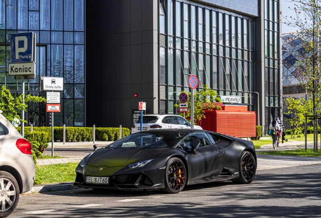 Lamborghini Huracán LP640-4 EVO