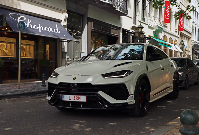 Lamborghini Urus Performante