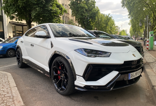 Lamborghini Urus Performante
