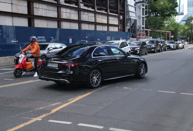 Mercedes-AMG E 63 S W213 2021