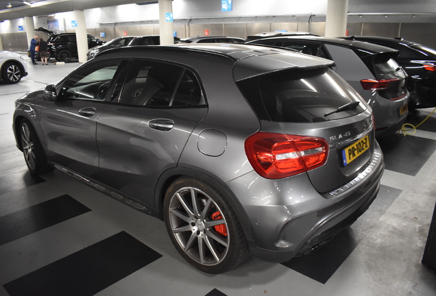 Mercedes-Benz GLA 45 AMG X156