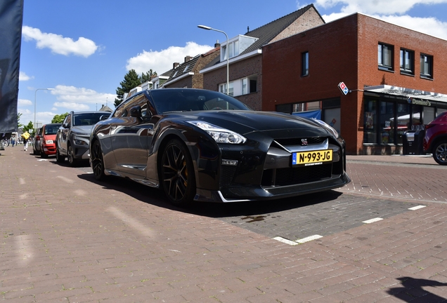 Nissan GT-R 2017
