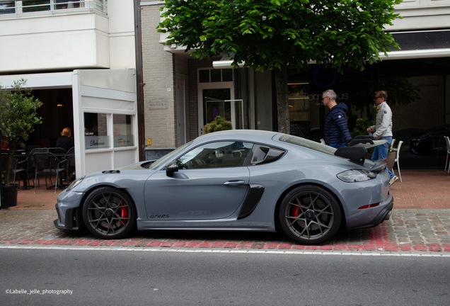 Porsche 718 Cayman GT4 RS Weissach Package