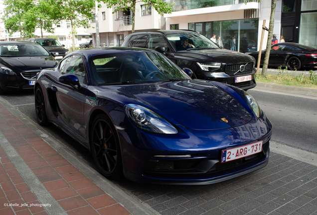 Porsche 718 Cayman GTS