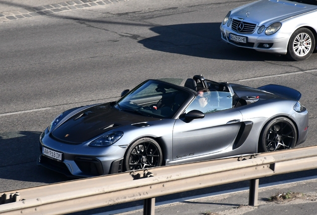 Porsche 718 Spyder RS Weissach Package