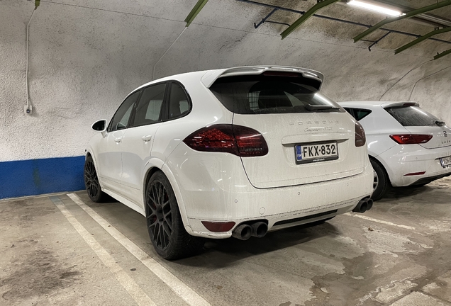 Porsche 958 Cayenne GTS