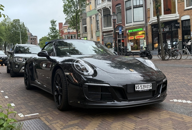Porsche 991 Carrera 4 GTS Cabriolet MkII