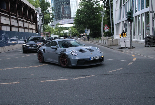Porsche 992 GT3 RS