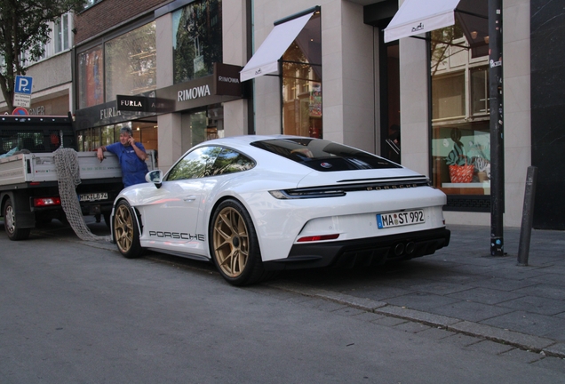 Porsche 992 S/T