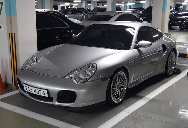Porsche 996 Turbo