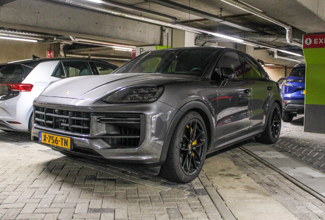 Porsche Cayenne Coupé Turbo E-Hybrid