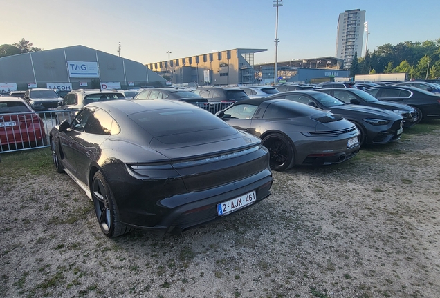 Porsche Taycan Turbo S