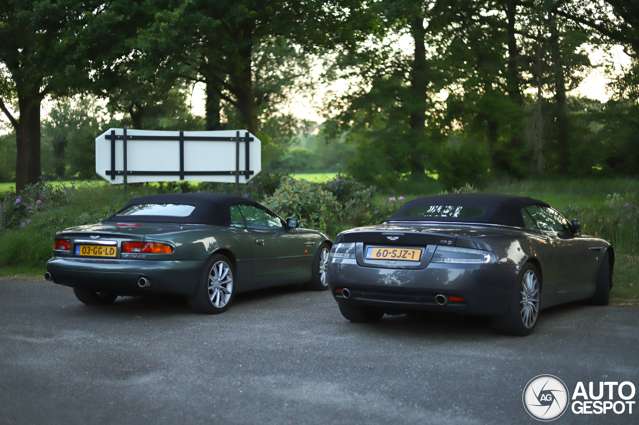Aston Martin DB9 Volante