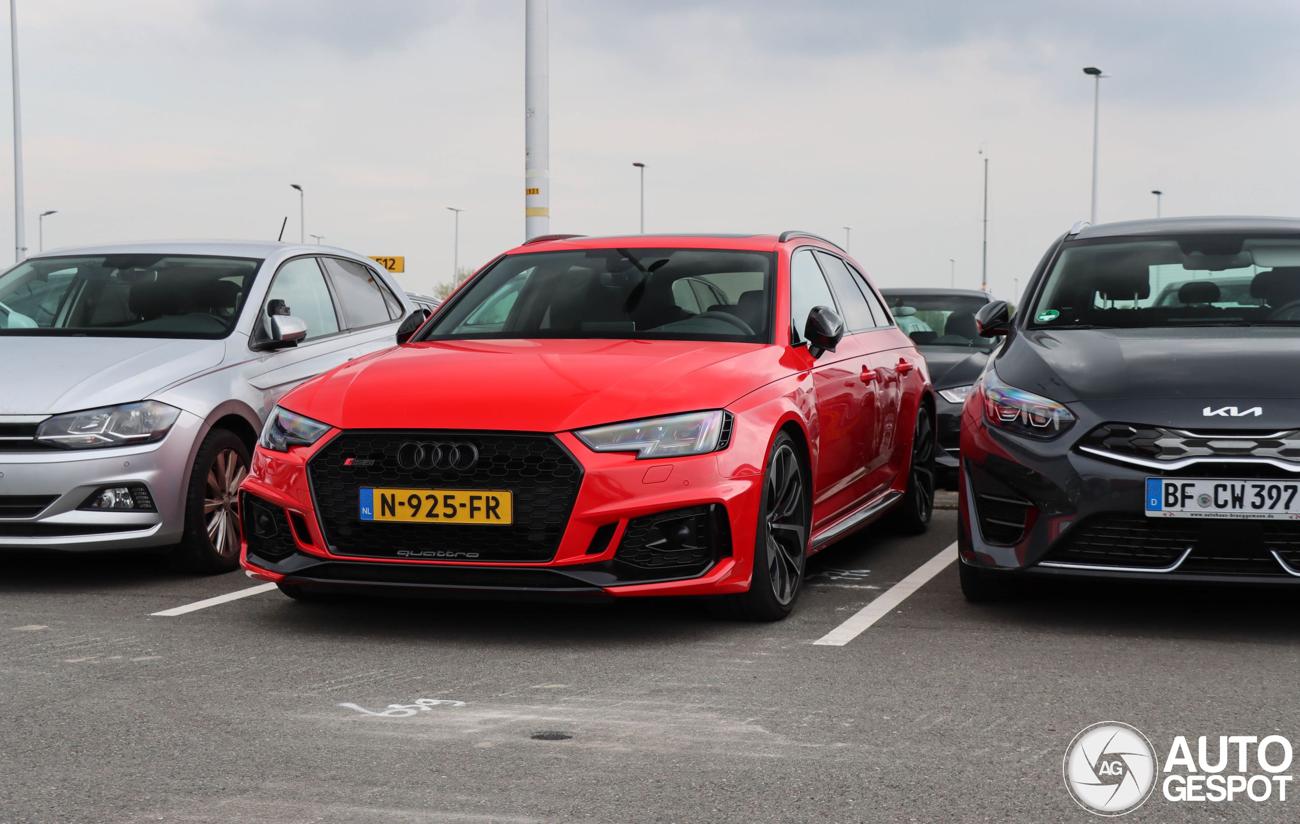 Audi RS4 Avant B9