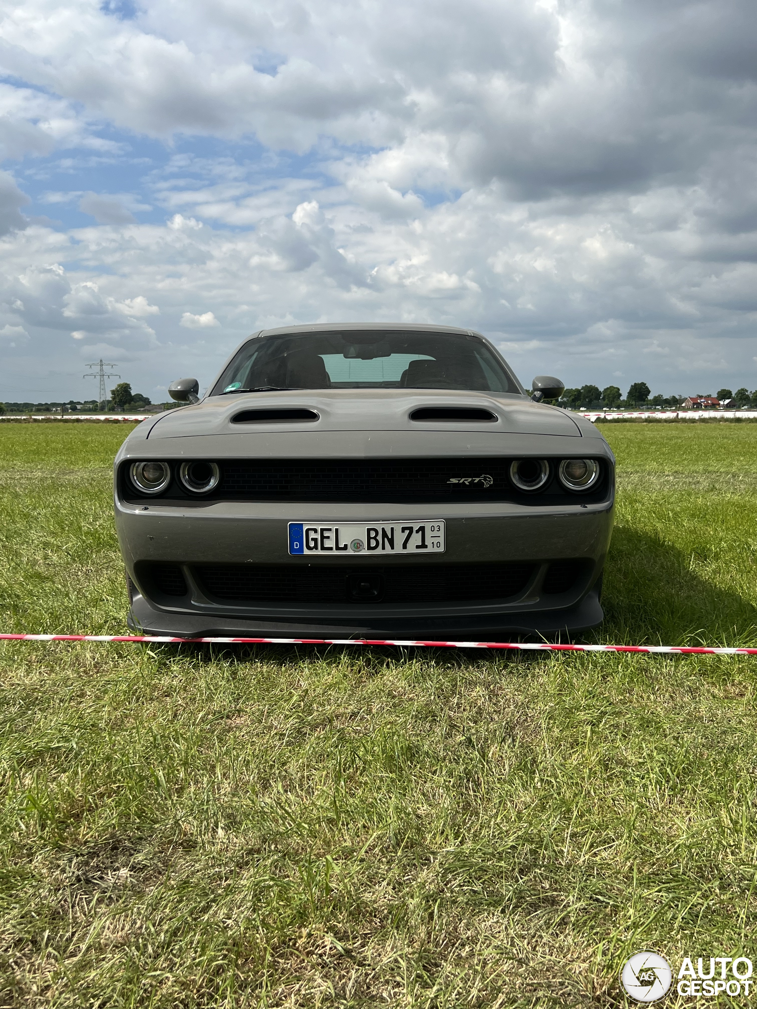 Dodge Challenger SRT Hellcat