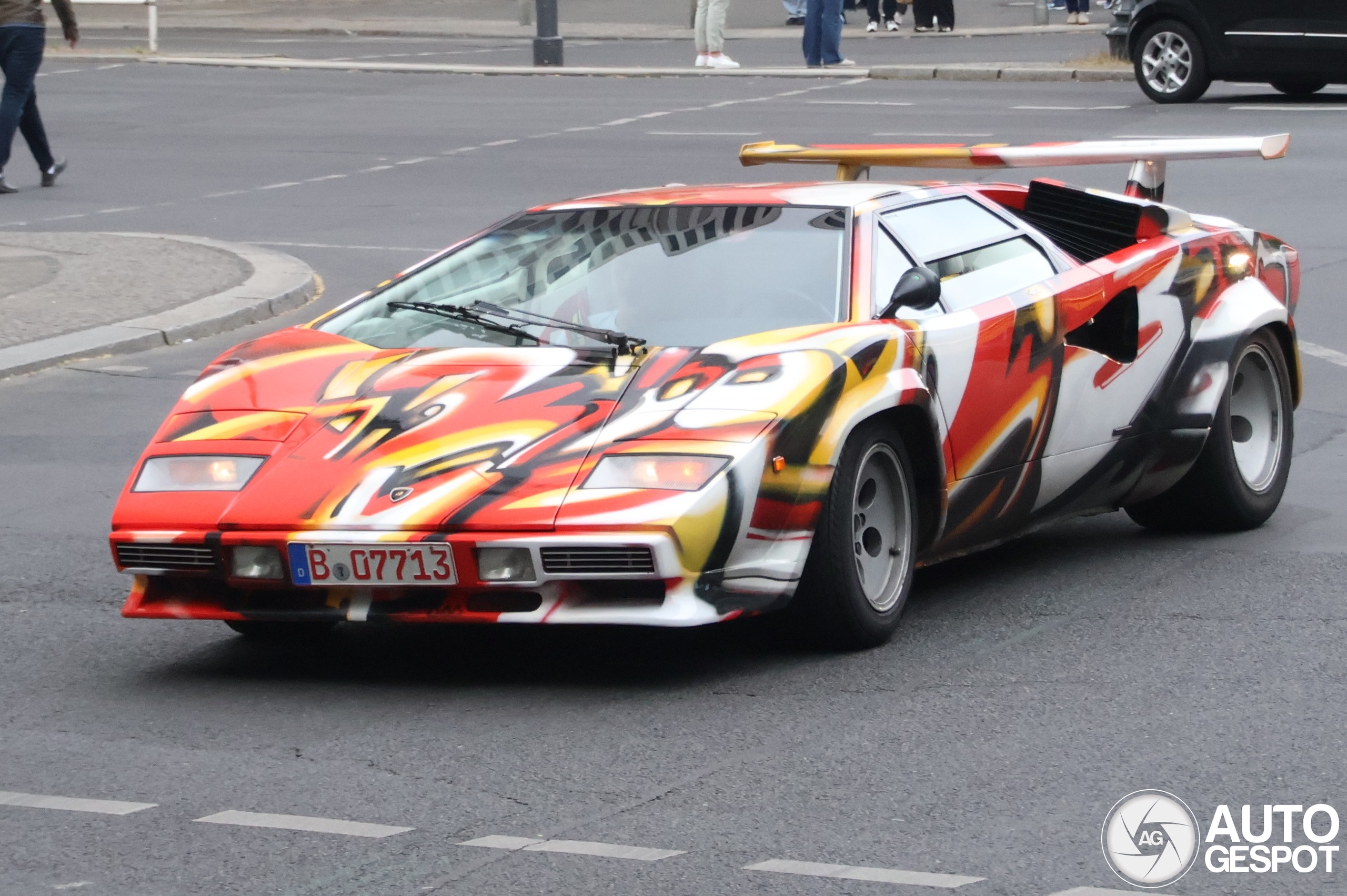 Lamborghini Countach 5000 Quattrovalvole