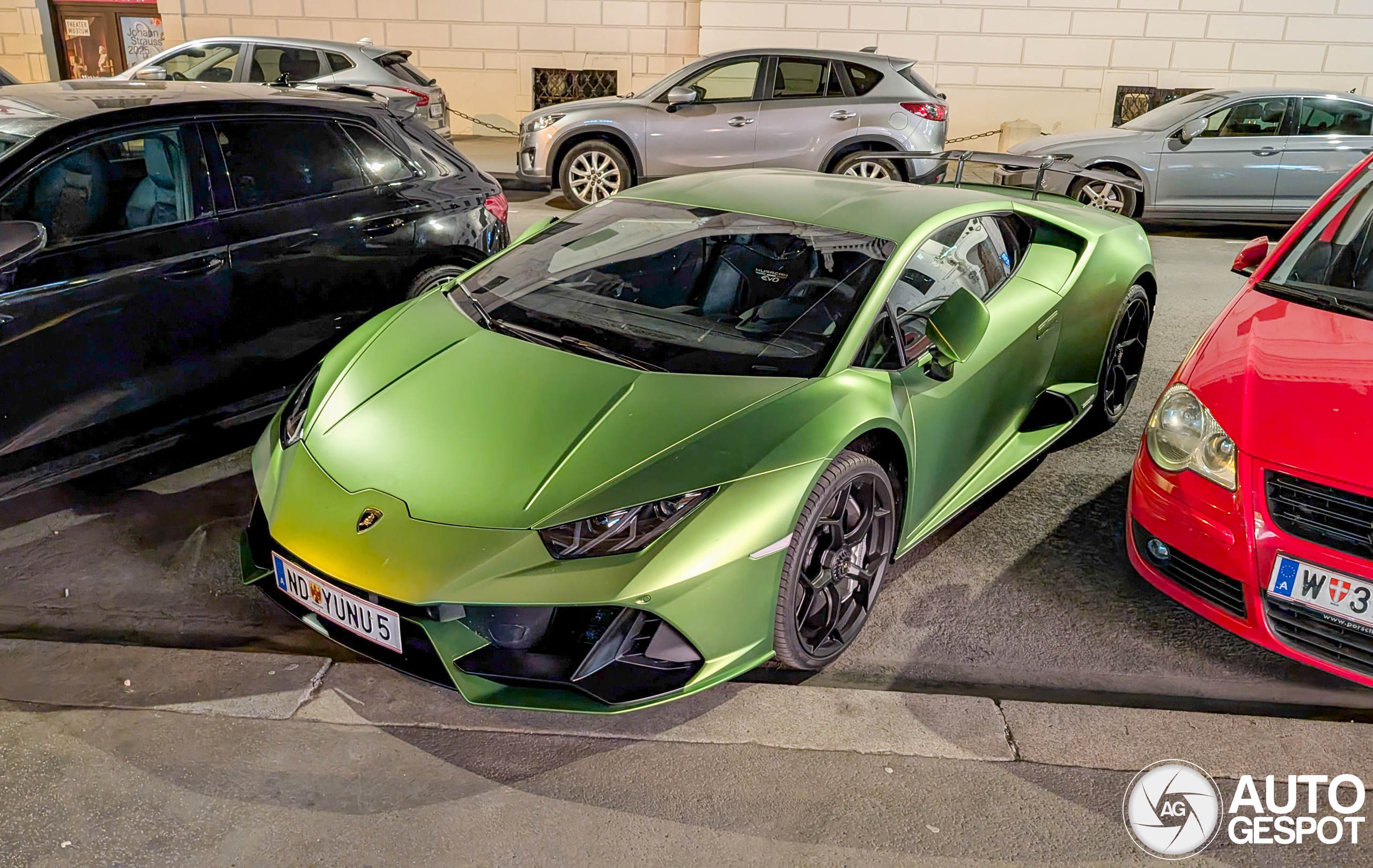 Lamborghini Huracán LP640-4 EVO