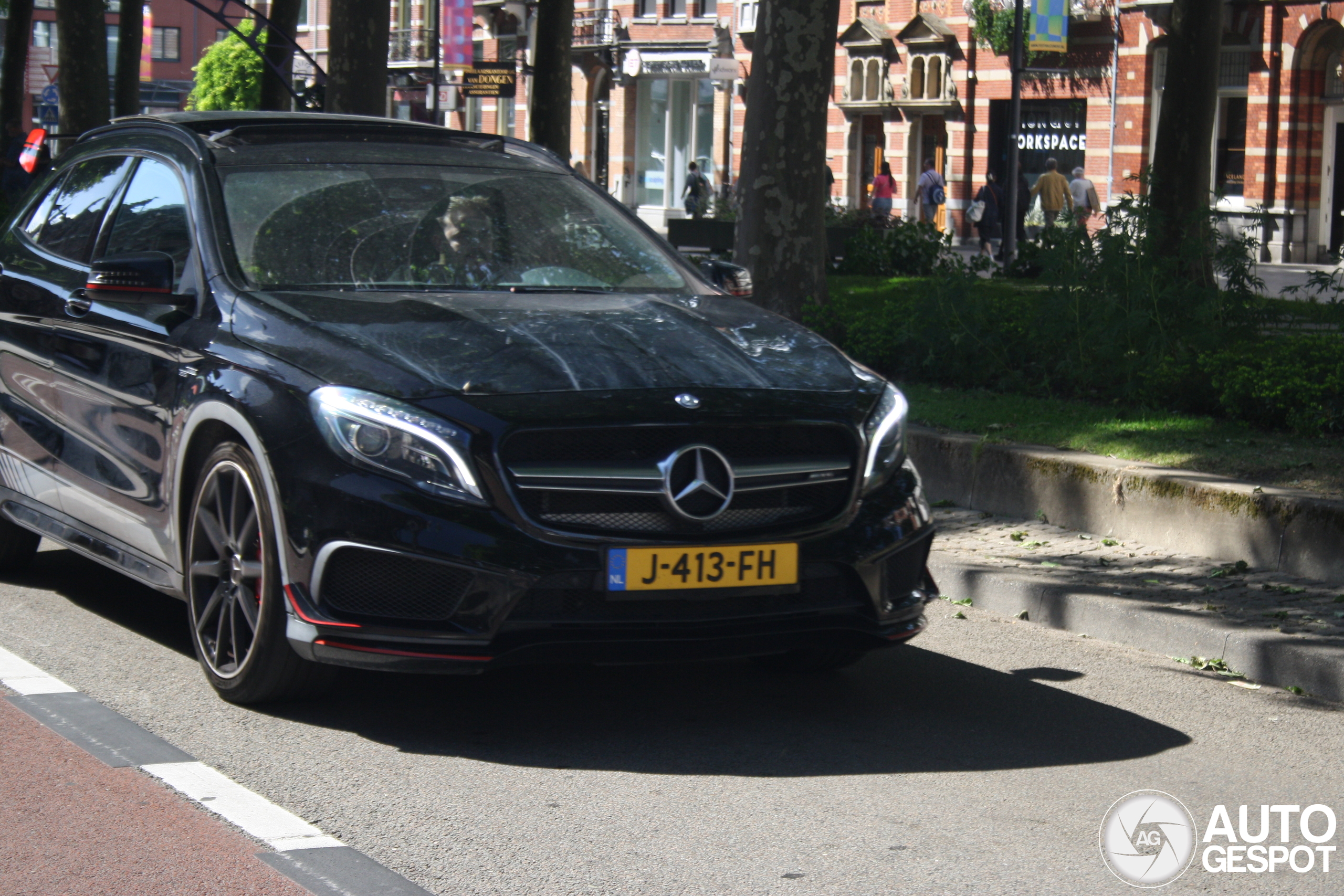 Mercedes-Benz GLA 45 AMG Edition 1