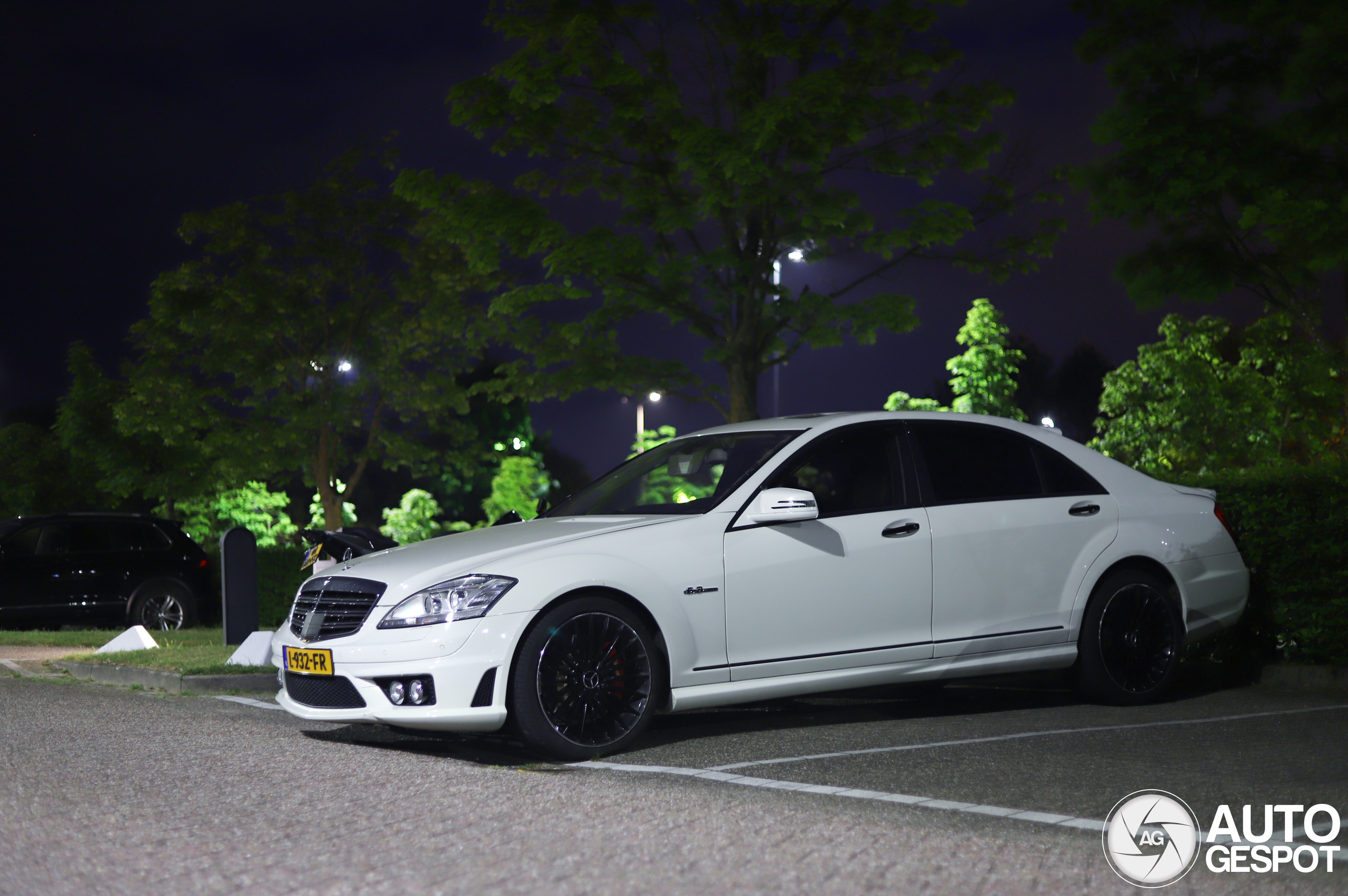 Mercedes-Benz S 63 AMG W221