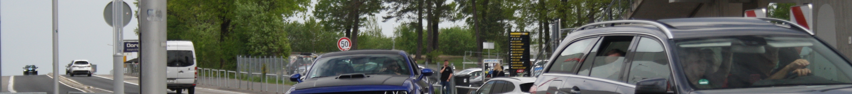 Dodge Challenger SRT-8 392