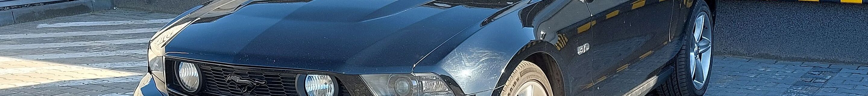 Ford Mustang GT Convertible 2011
