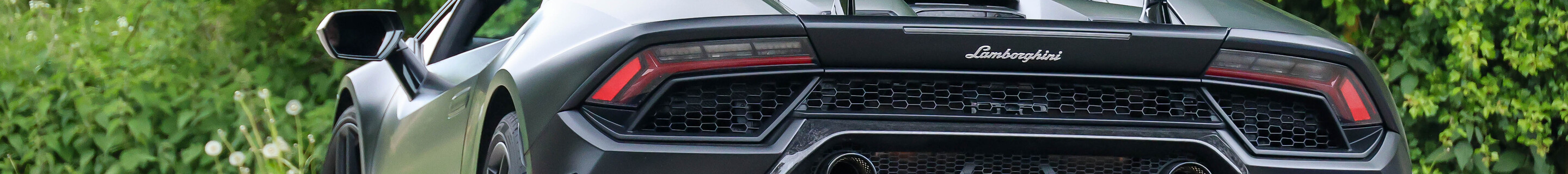 Lamborghini Huracán LP640-4 Performante