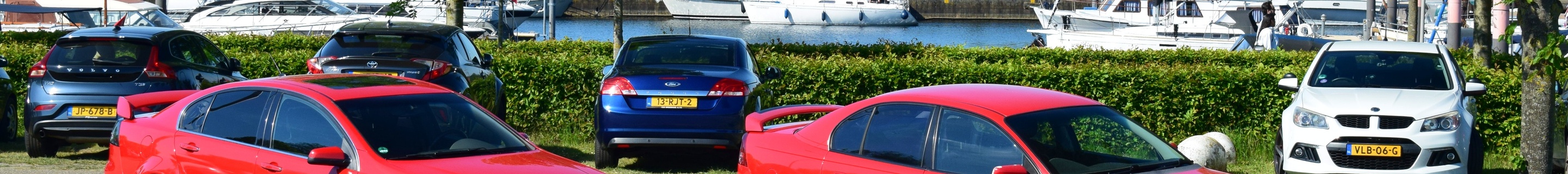 Holden VE Commodore SS