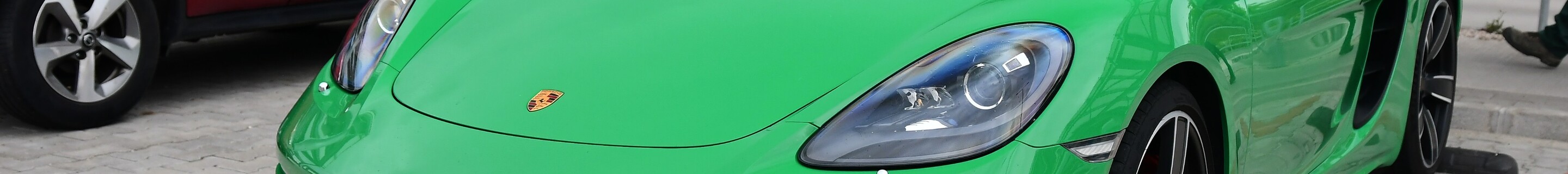 Porsche 718 Cayman S