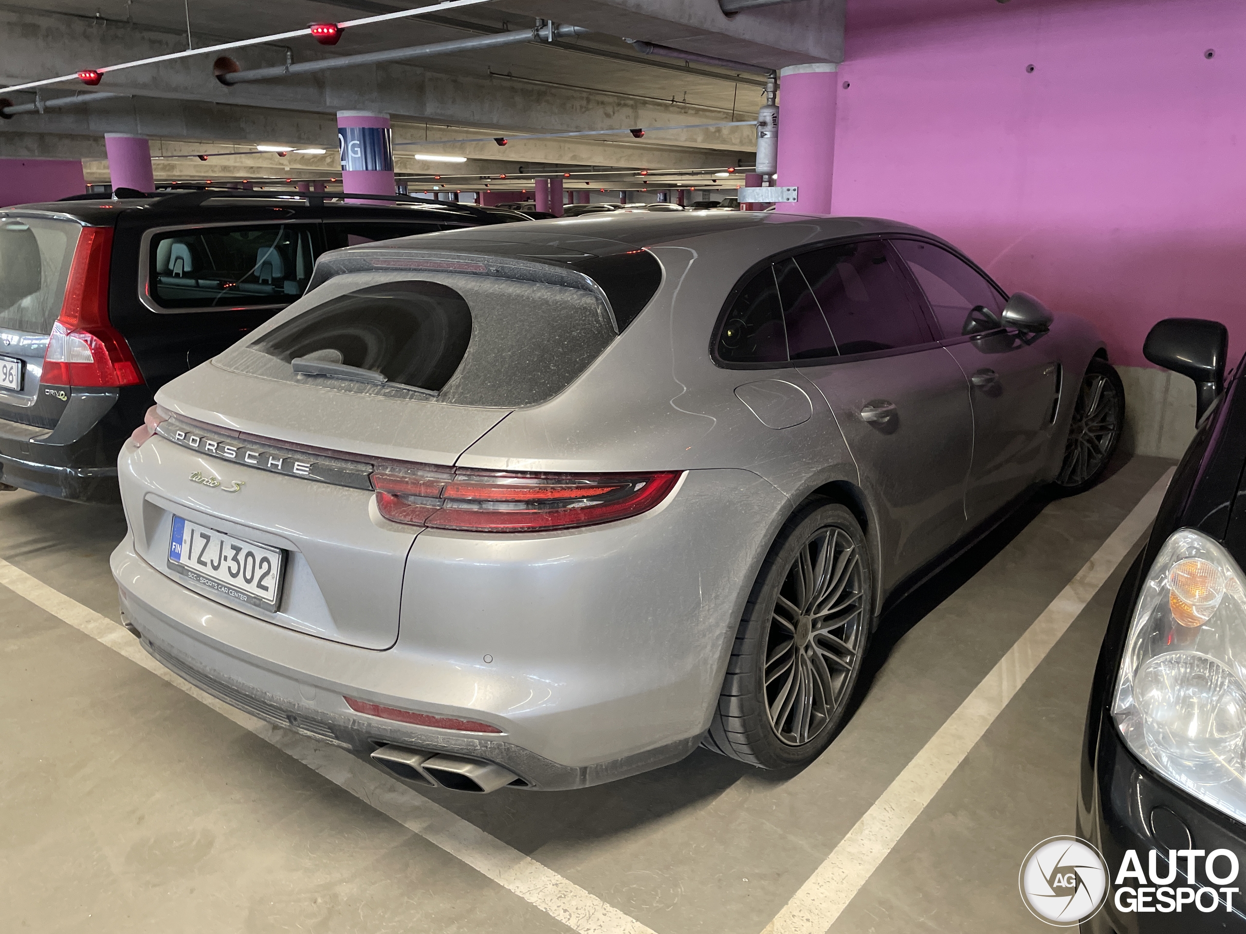 Porsche 971 Panamera Turbo S E-Hybrid Sport Turismo