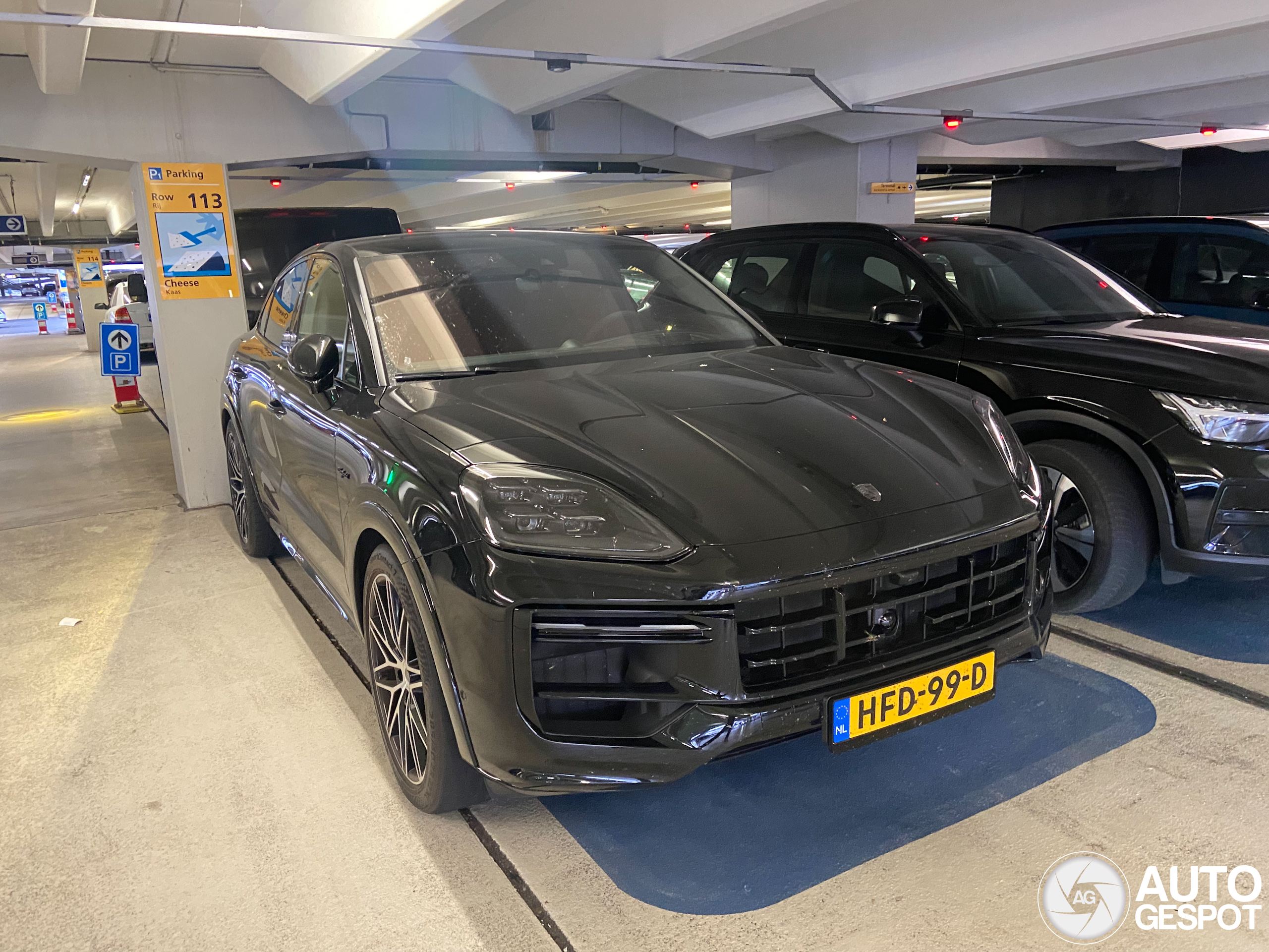 Porsche Cayenne Coupé Turbo E-Hybrid