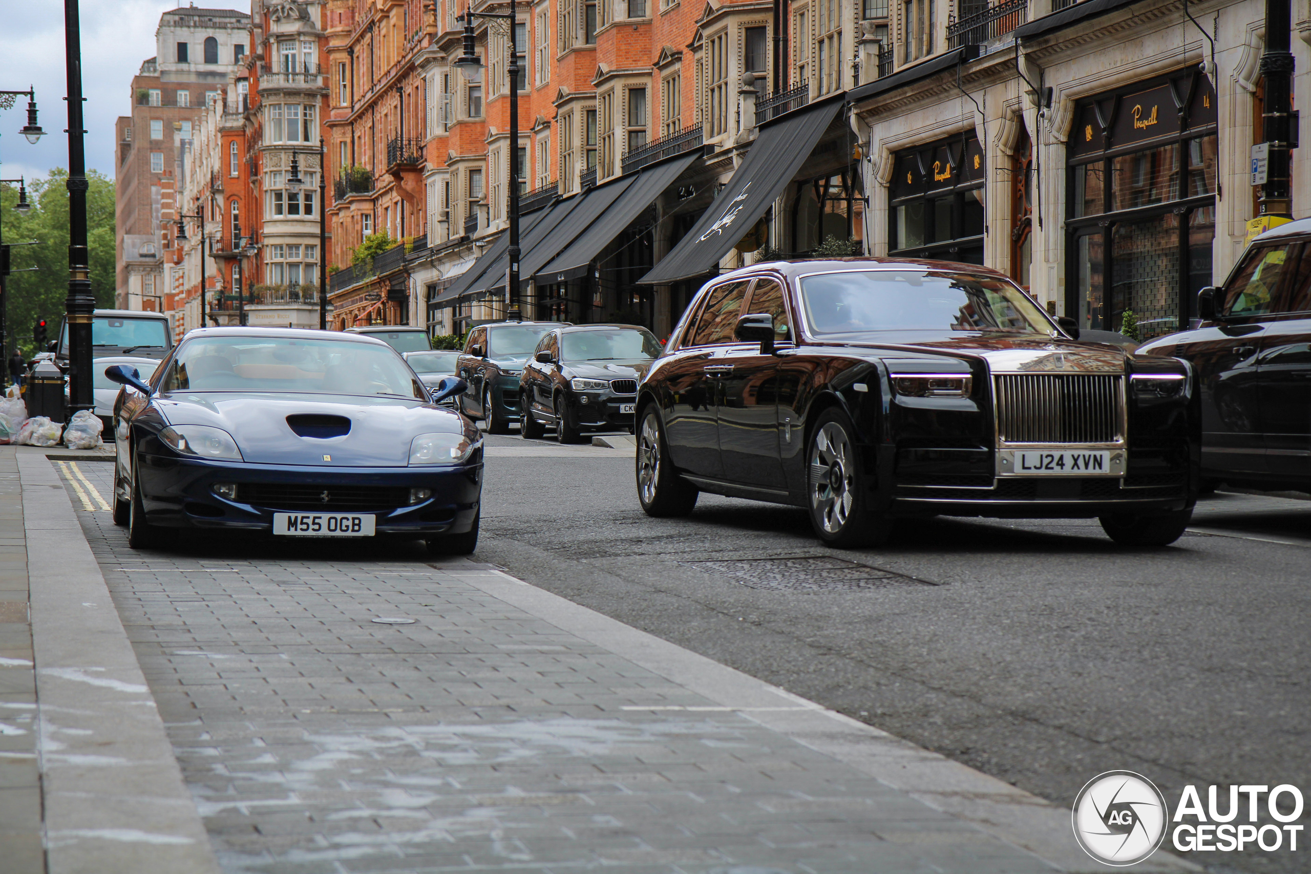 Rolls-Royce Phantom VIII EWB Series II