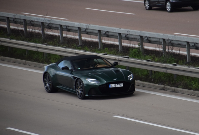 Aston Martin DBS Superleggera Volante