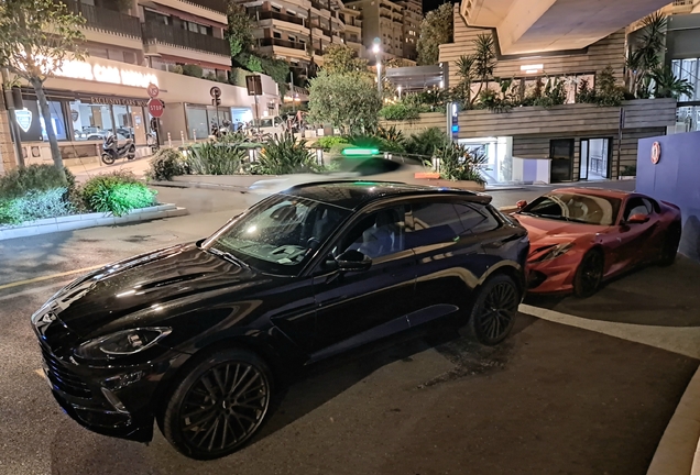 Aston Martin DBX