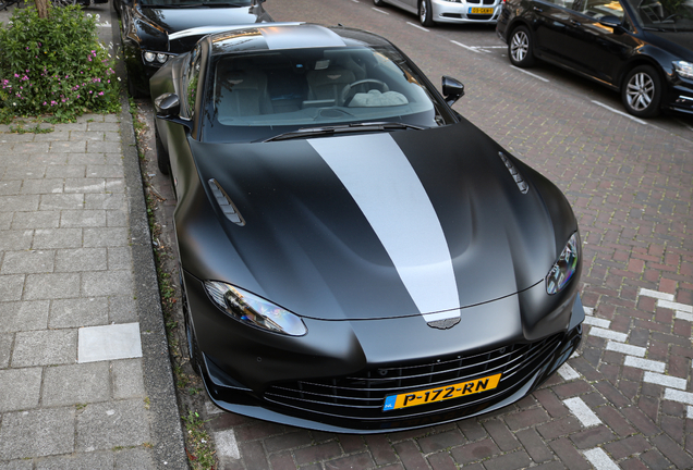 Aston Martin V8 Vantage Formula 1 Edition
