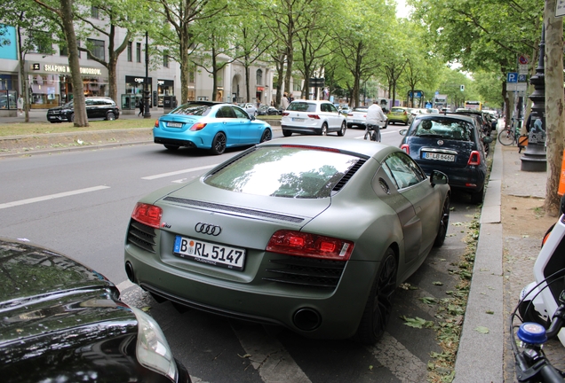 Audi R8