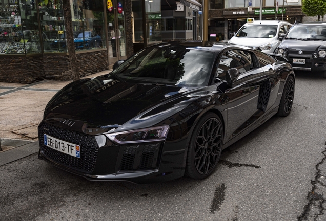 Audi R8 V10 Plus 2015