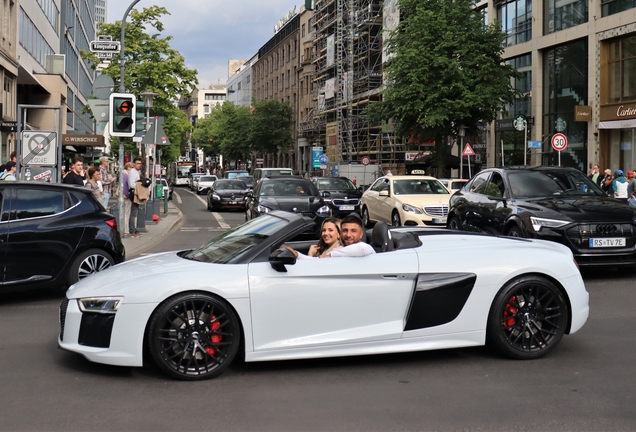 Audi R8 V10 Spyder 2016