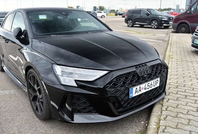 Audi RS3 Sportback 8Y 2025