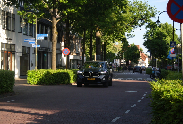 BMW XM G09