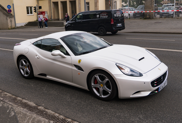 Ferrari California