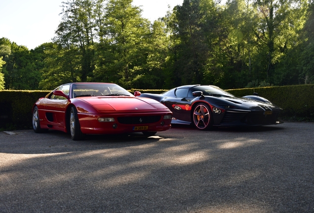 Ferrari F355 GTS