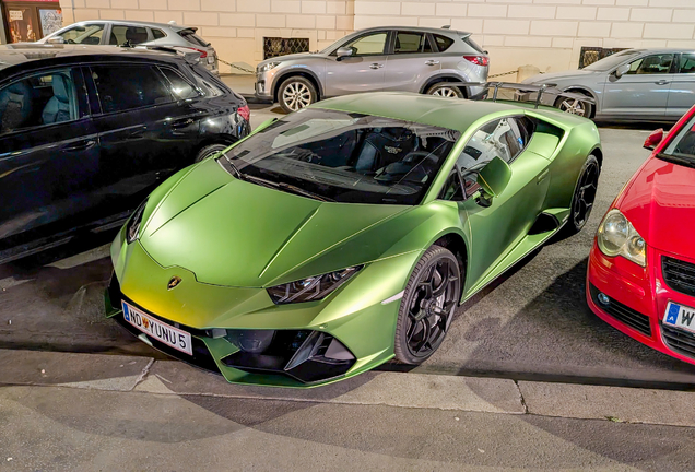 Lamborghini Huracán LP640-4 EVO